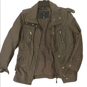 Army green jacket H&M size USA 4/34 EUR